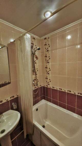 Гостевой дом Парадиз Казань Двухместный номер с 1 кроватью и собственной ванной комнатой-12